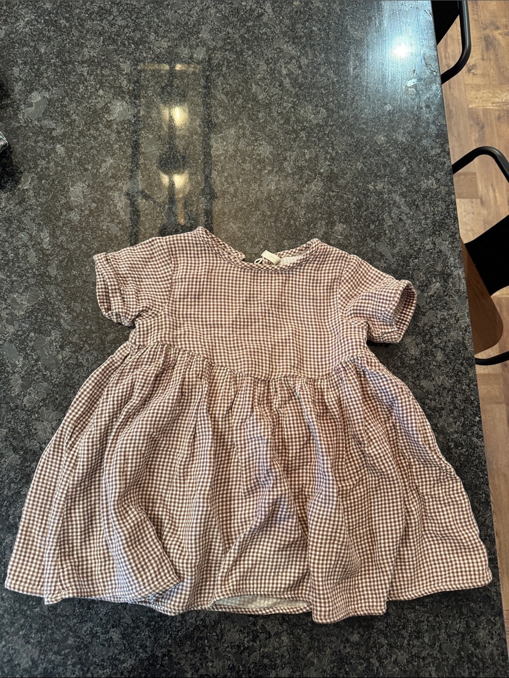 Quincy Mae Girls' Short-Sleeve Gingham Dress in Brown and cream